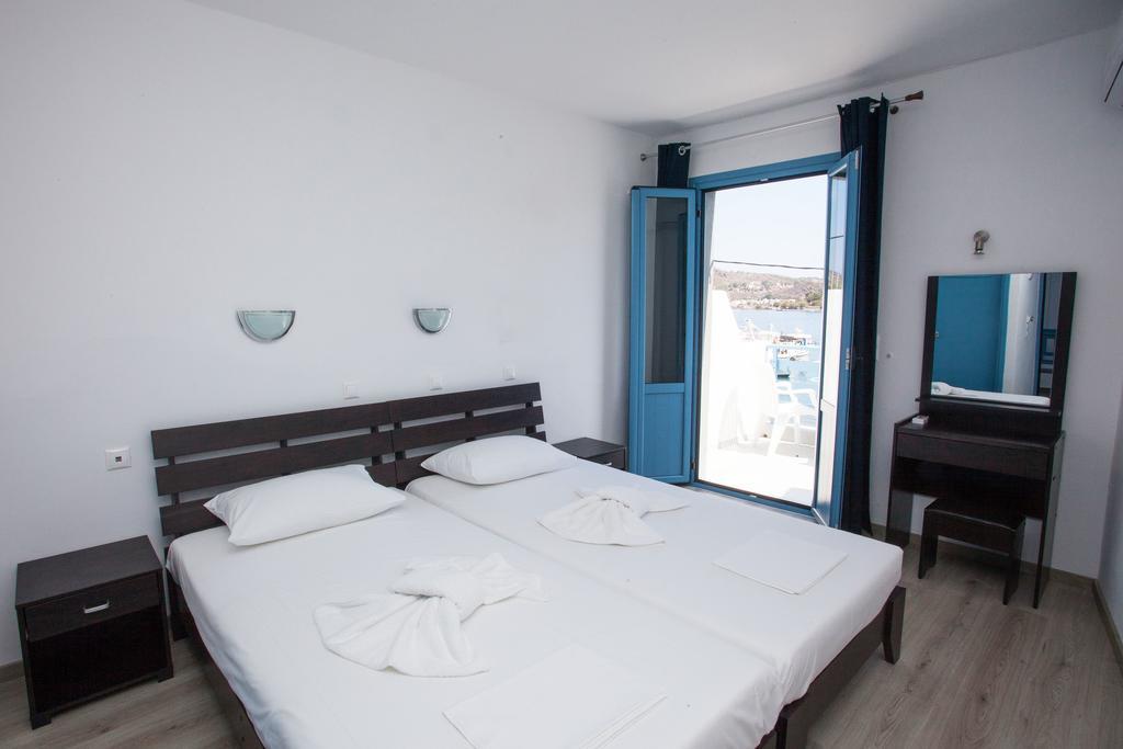 Delfini Hotel Skála Zewnętrze zdjęcie