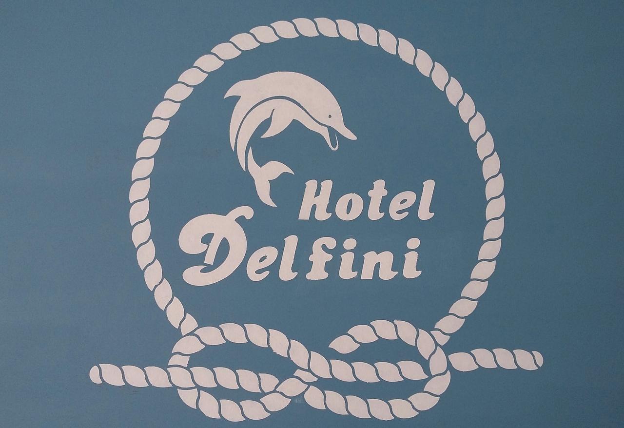 Delfini Hotel Skála Zewnętrze zdjęcie