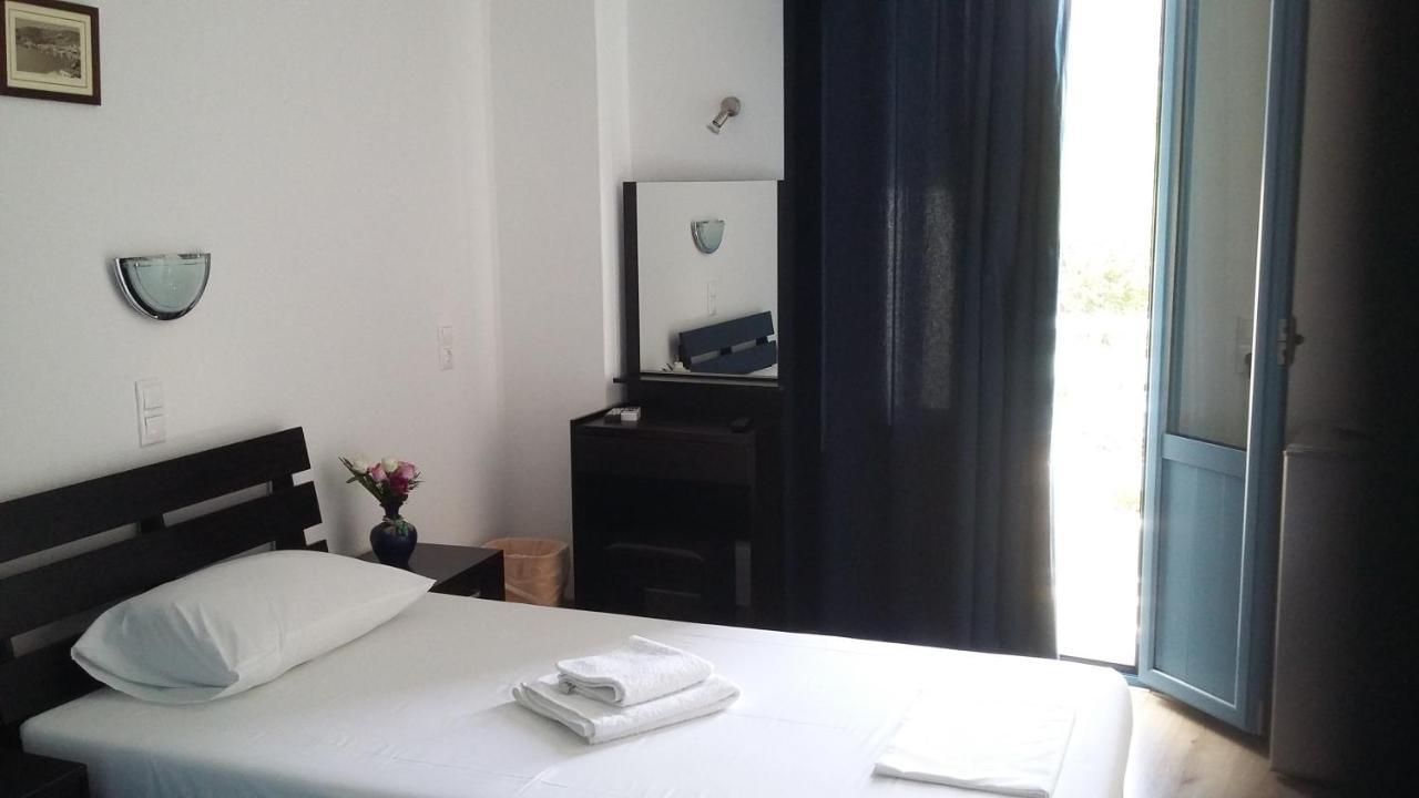 Delfini Hotel Skála Zewnętrze zdjęcie